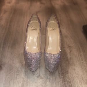 Women platform pumps